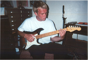 TRI-STATE PSY-TRANCE RESOURCE GUIDE 2004 123 michaelguitar